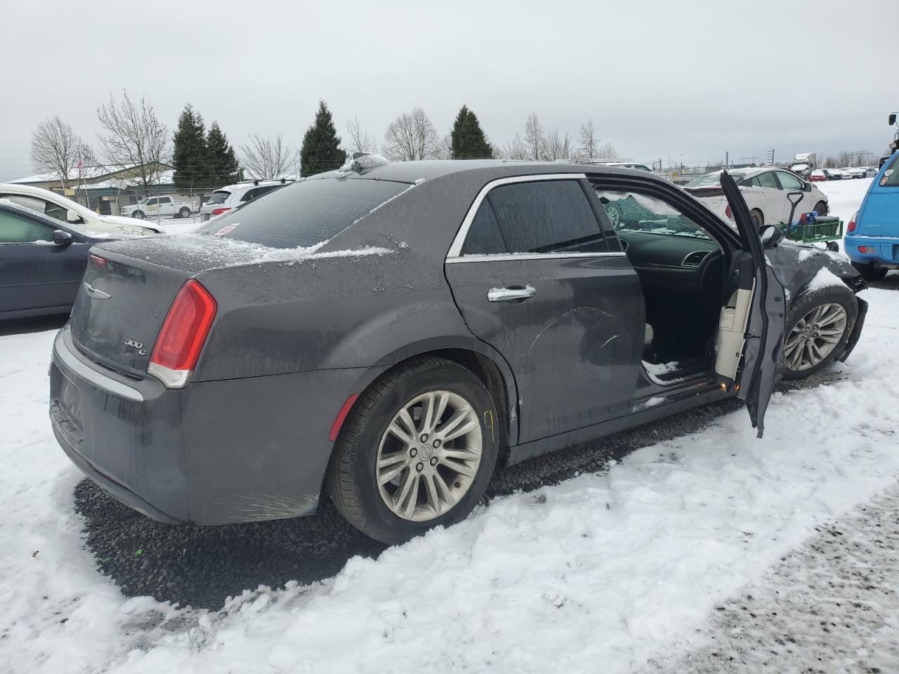 2015 Chrysler 300 - Image 3