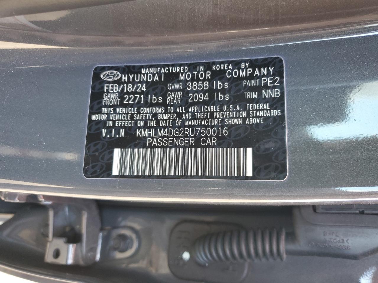 2024 Hyundai Elantra - Image 15