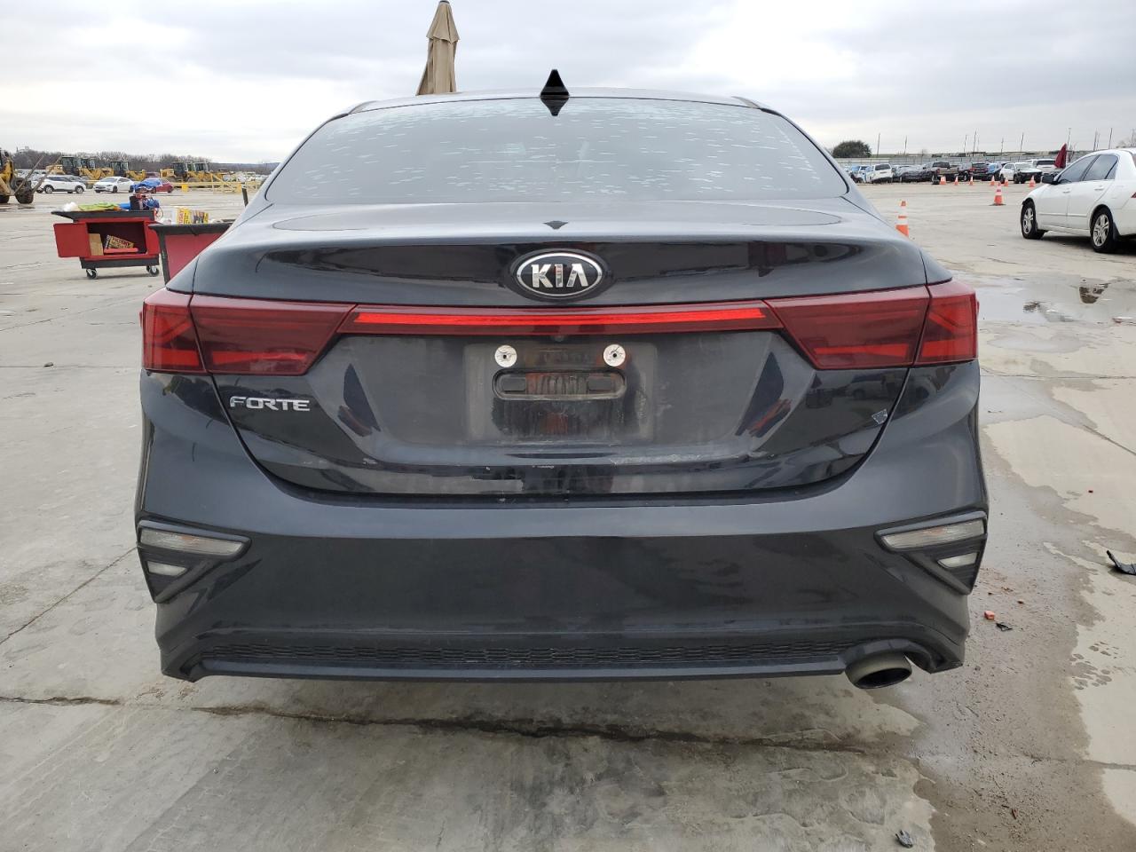 2019 Kia Forte - Image 6