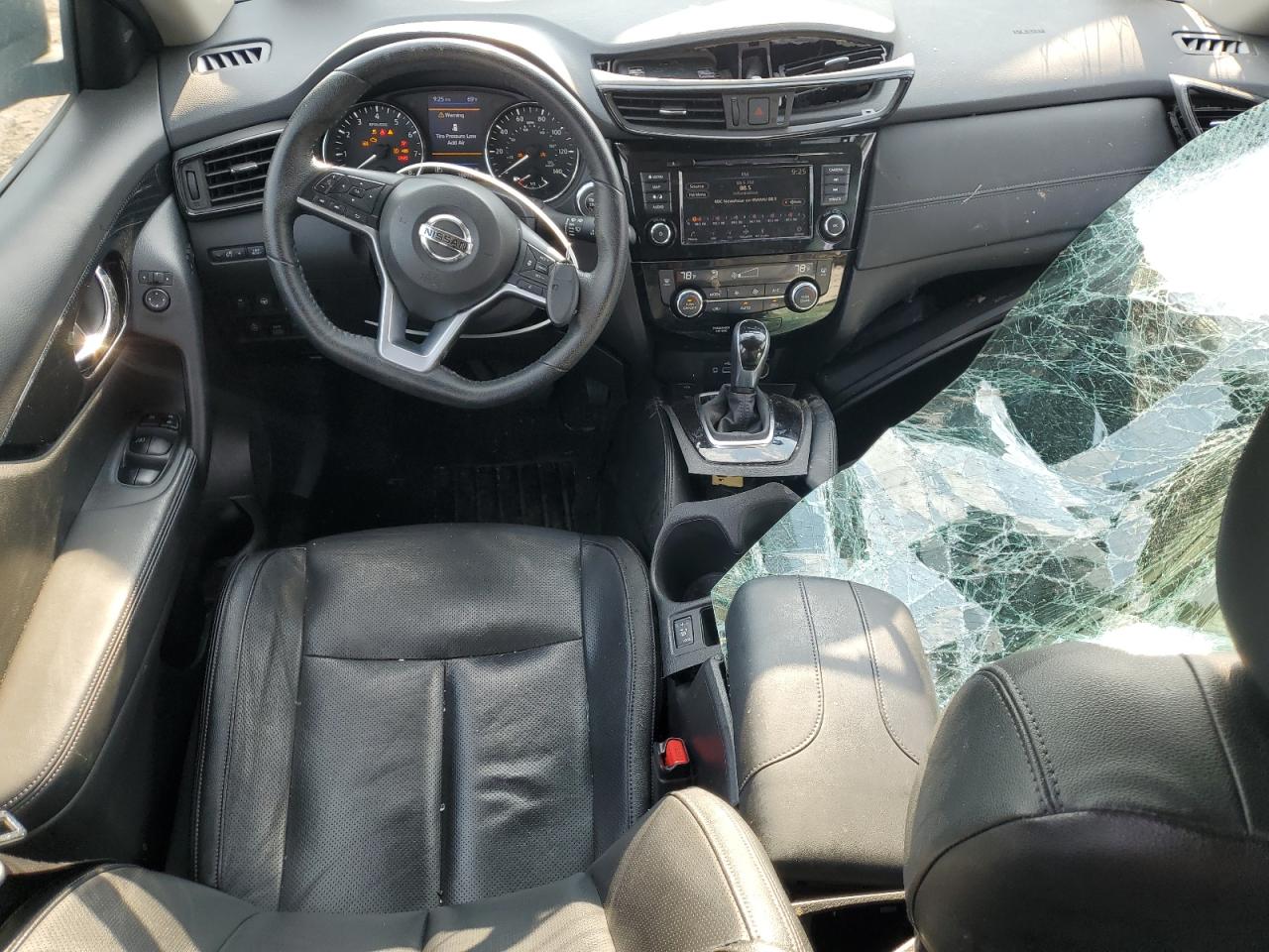 2020 Nissan Rogue - Image 8