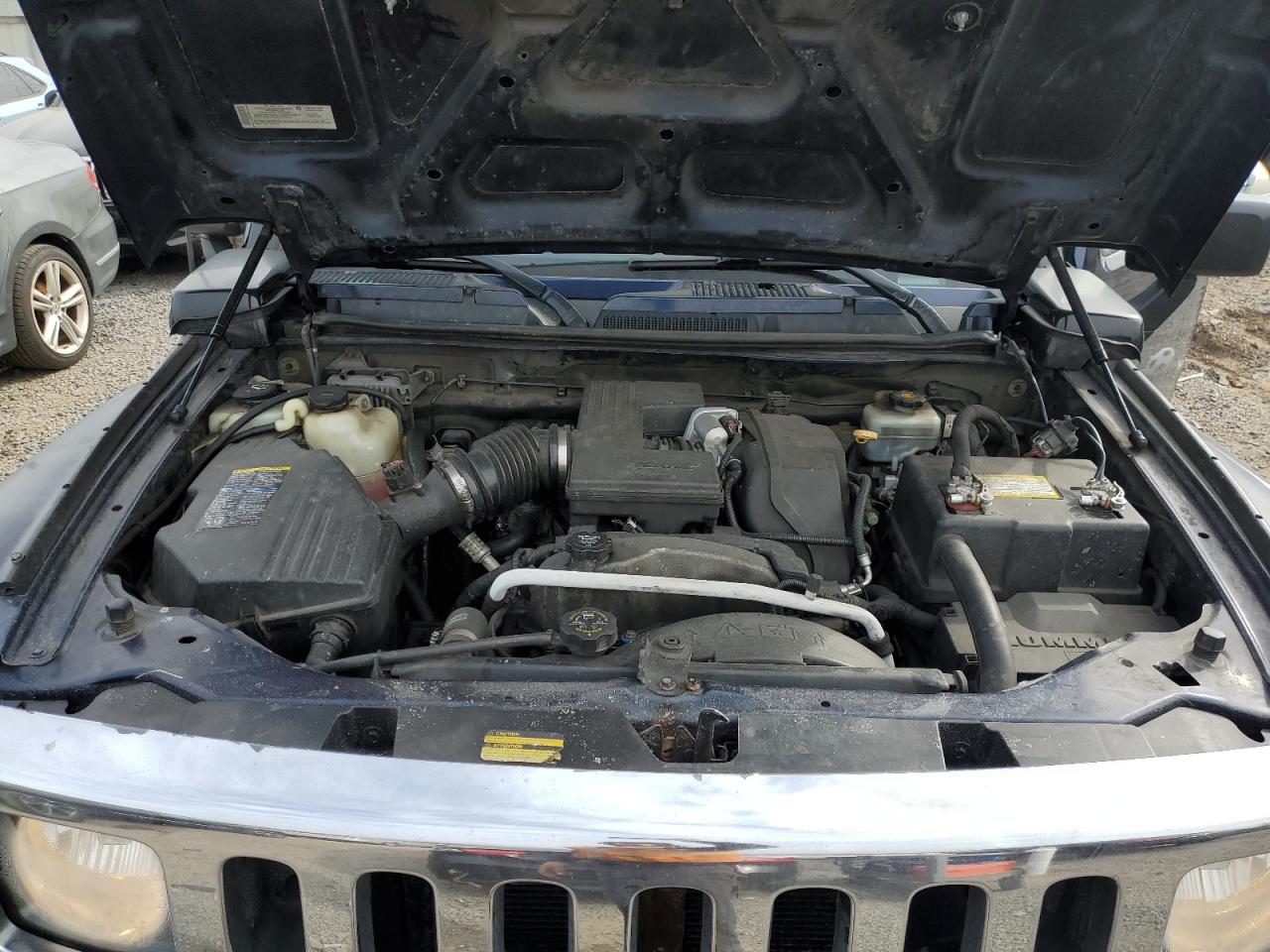 2007 Hummer H3 - Image 12