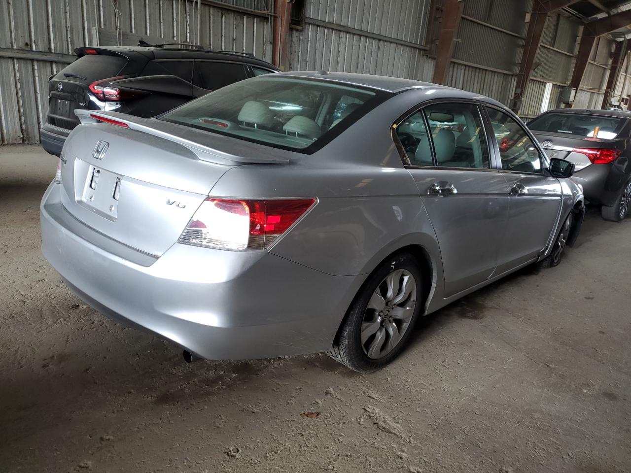 2009 Honda Accord - Image 3
