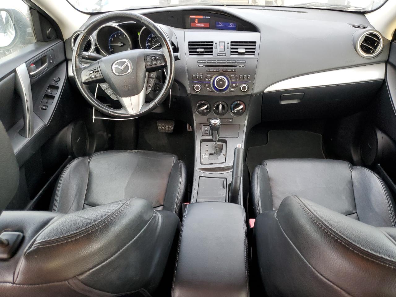 2012 Mazda 3 - Image 8