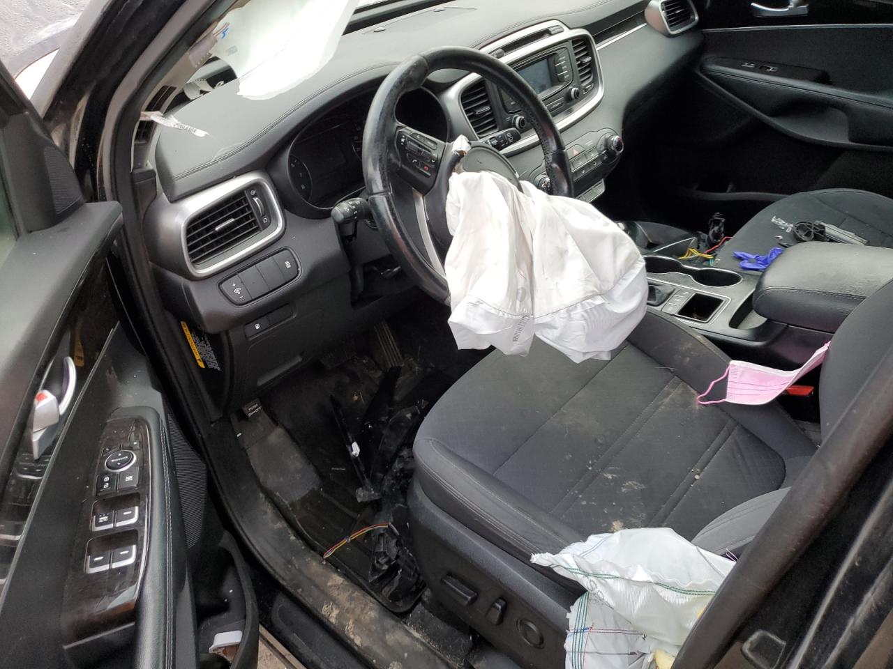 2016 Kia Sorento - Image 8