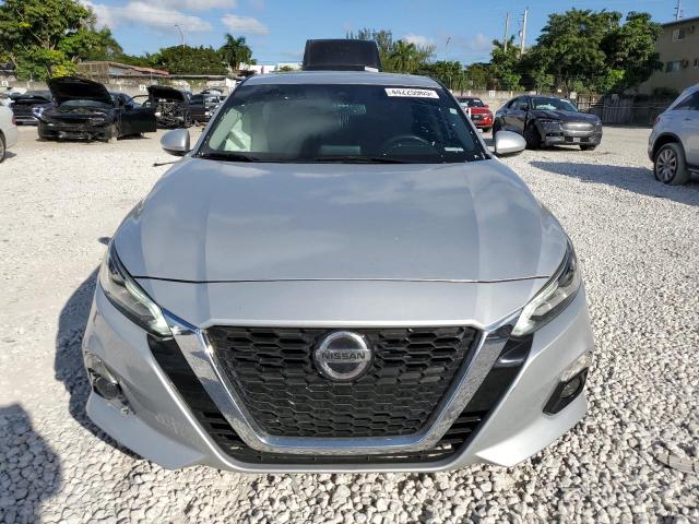  NISSAN ALTIMA 2019 Srebrny