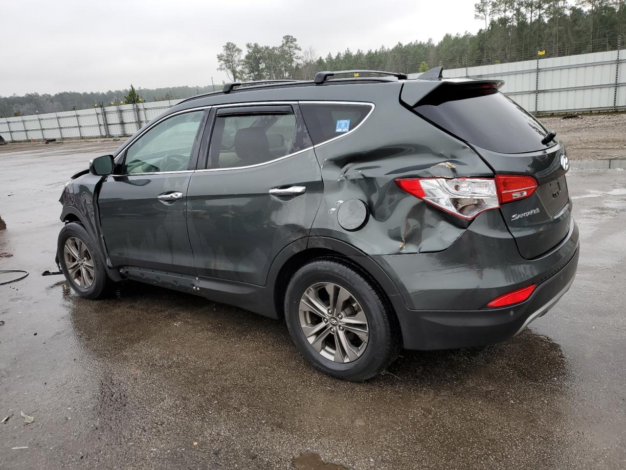 2014 Hyundai Santa Fe - Image 2
