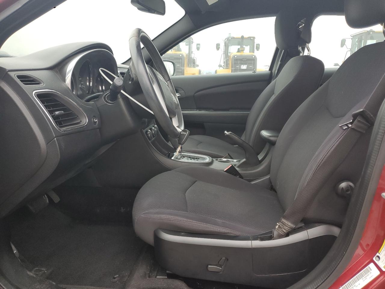 2013 Chrysler 200 - Image 7