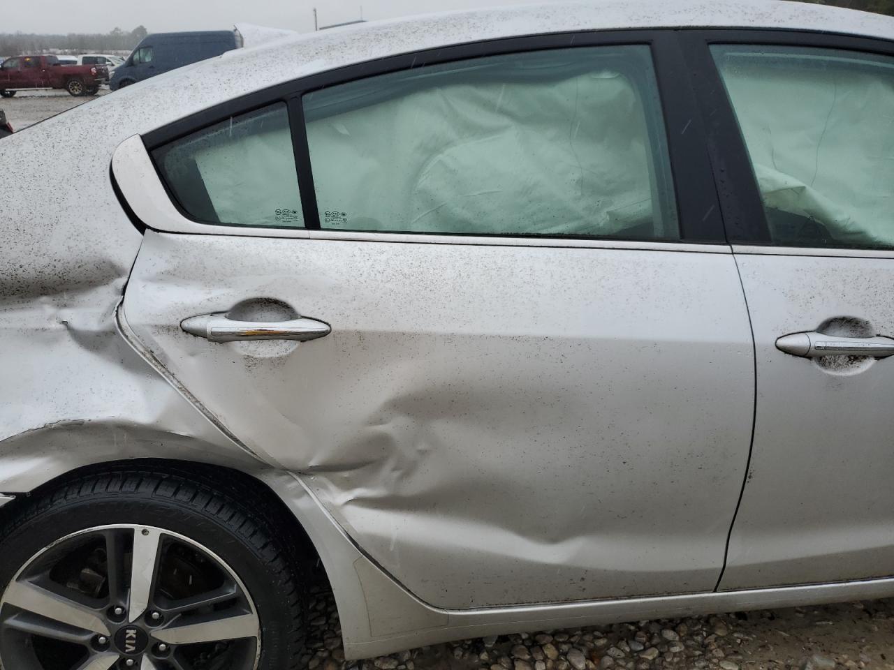 2017 Kia Forte - Image 10