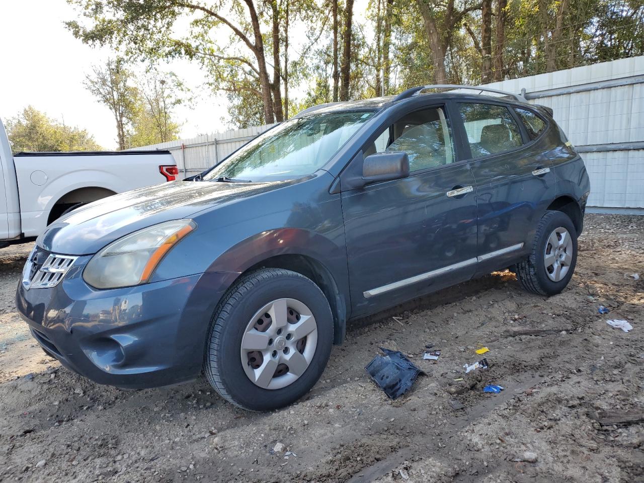 2014 Nissan Rogue - Image 1