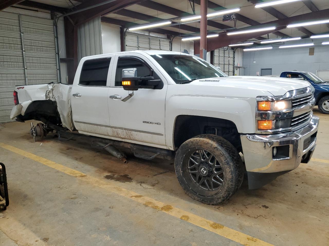 2015 Chevrolet Silverado - Image 4