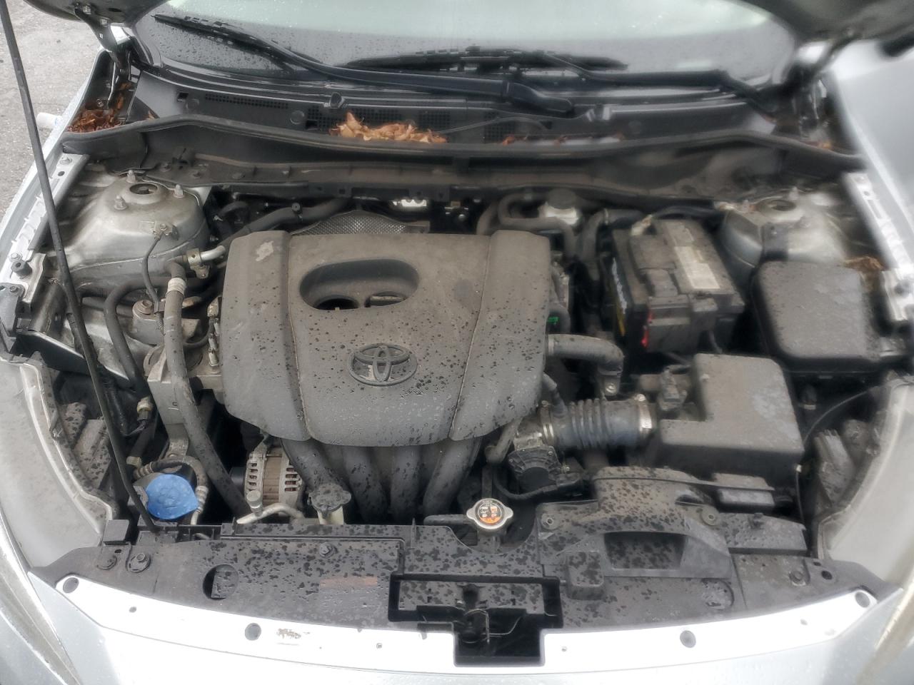 2018 Toyota Yaris - Image 11
