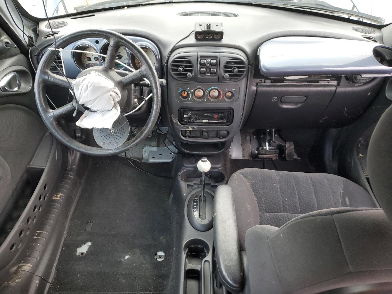 2003 Chrysler PT Cruiser - Image 8