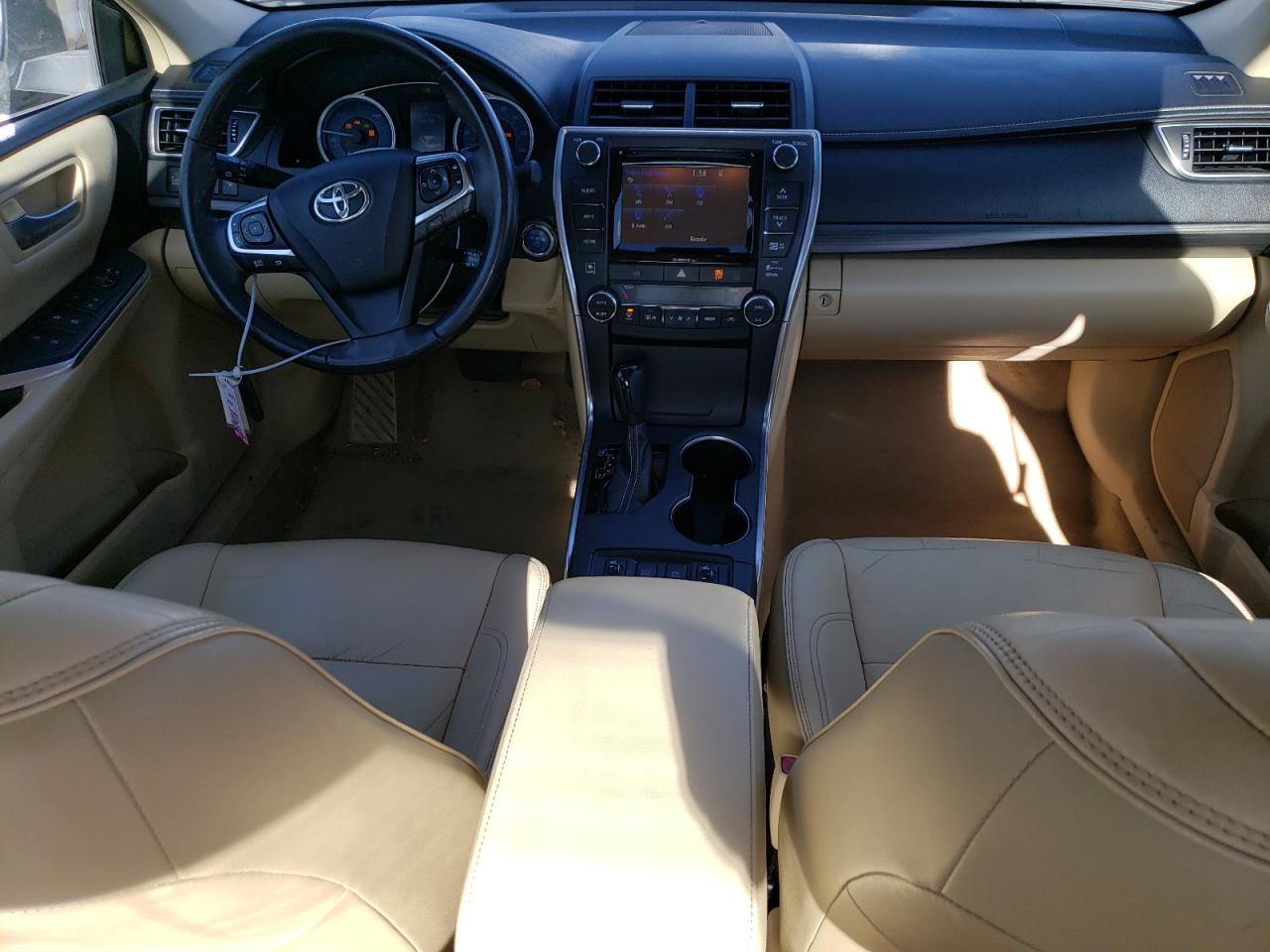2017 Toyota Camry - Image 8
