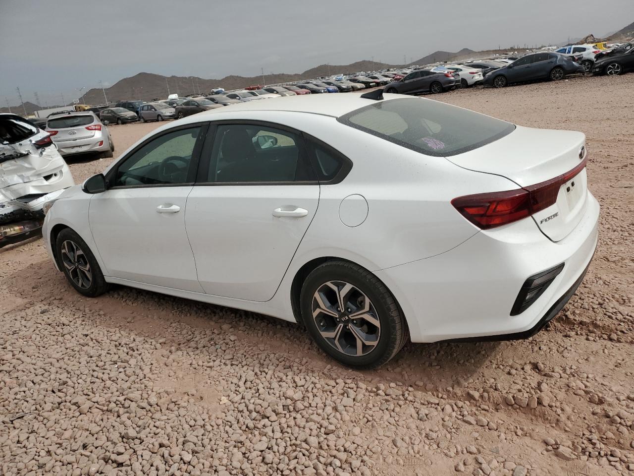 2019 Kia Forte - Image 2