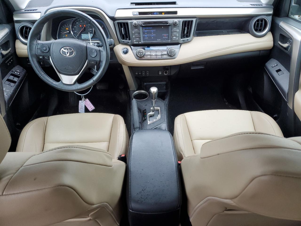 2015 Toyota RAV 4 - Image 8