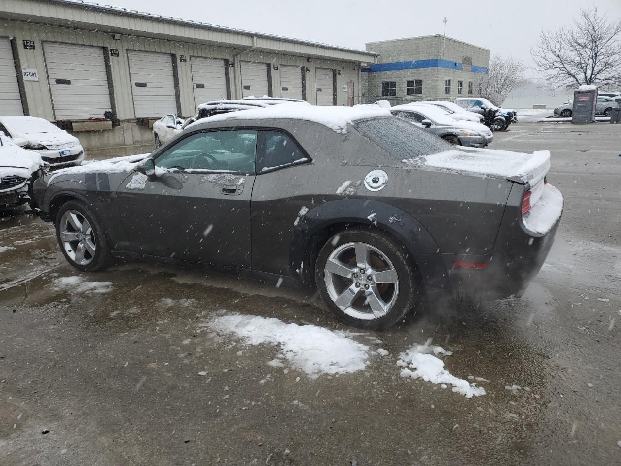 2009 Dodge Challenger - Image 2