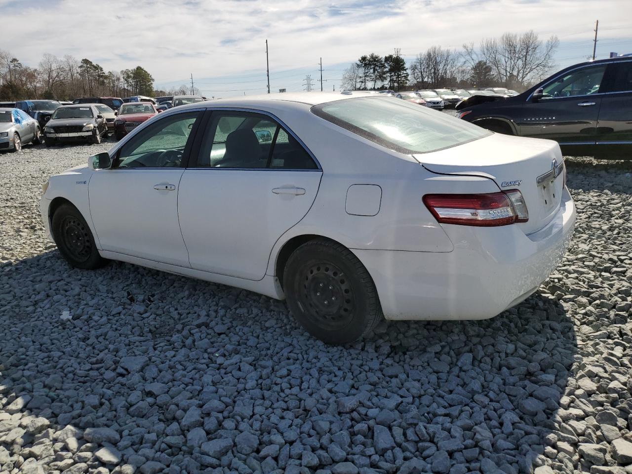 2011 Toyota Camry - Image 2