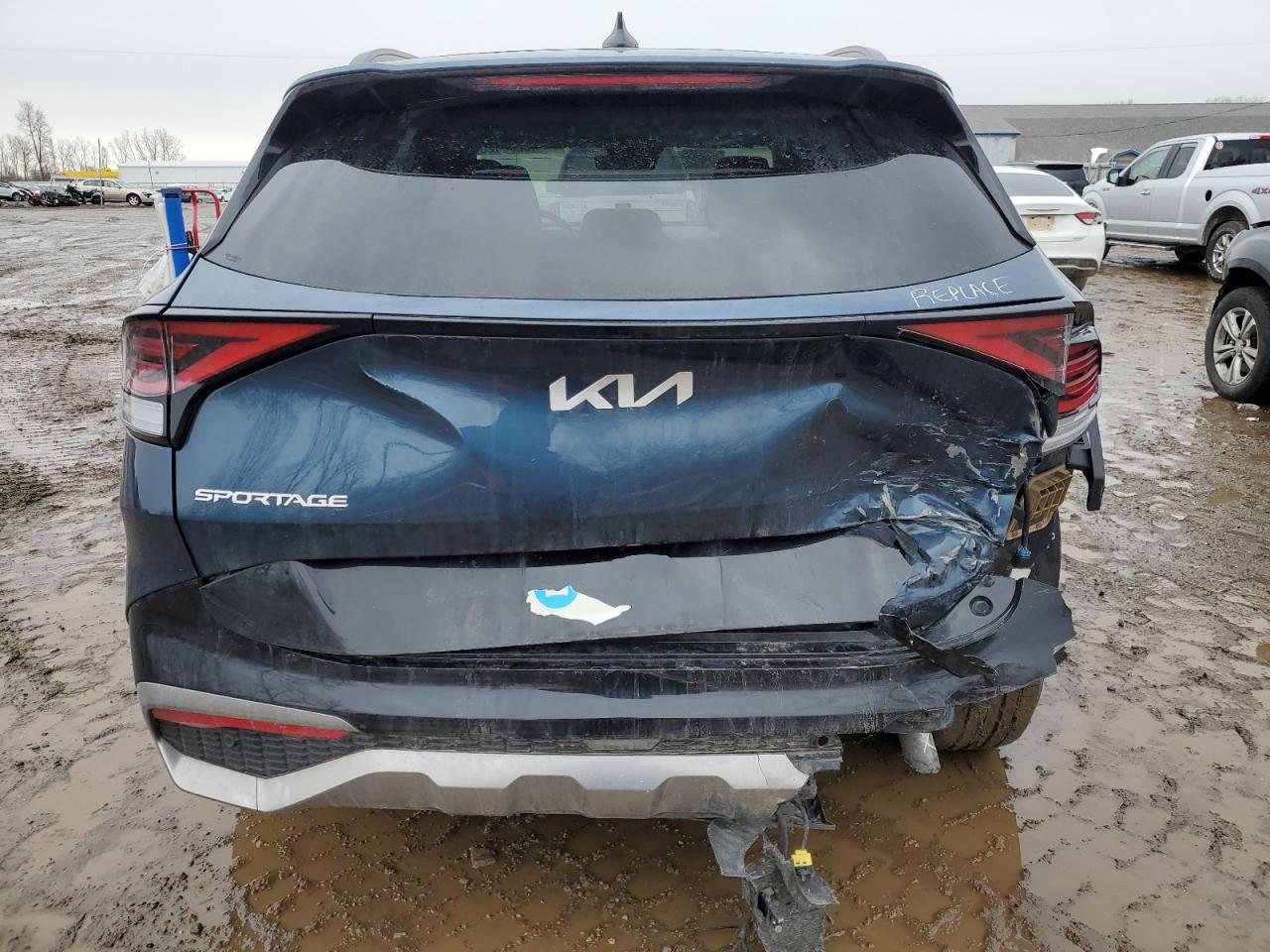 KNDPXCAG7P7038981 KIA SPORTAGE 2023