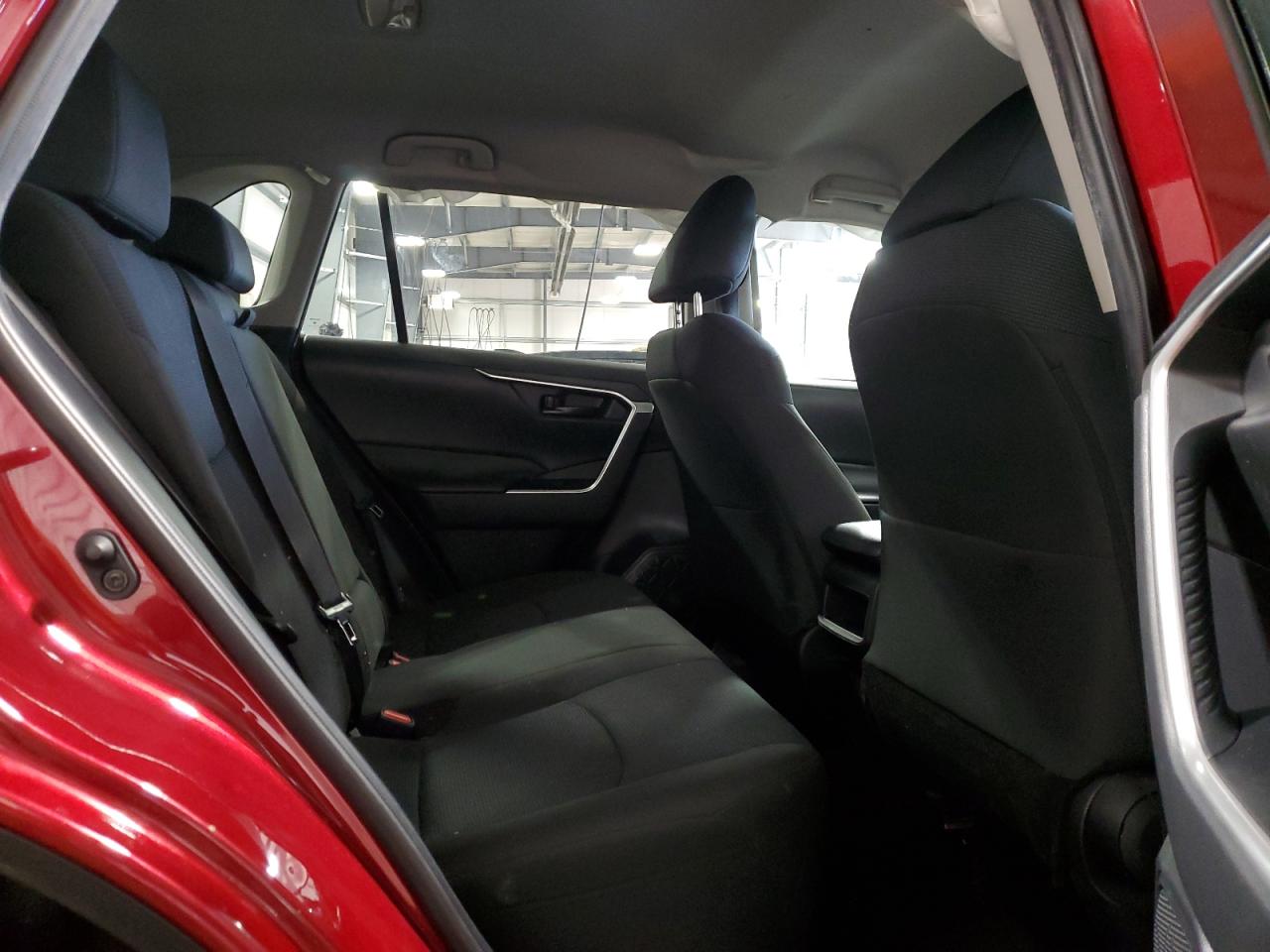 2021 Toyota RAV 4 - Image 11