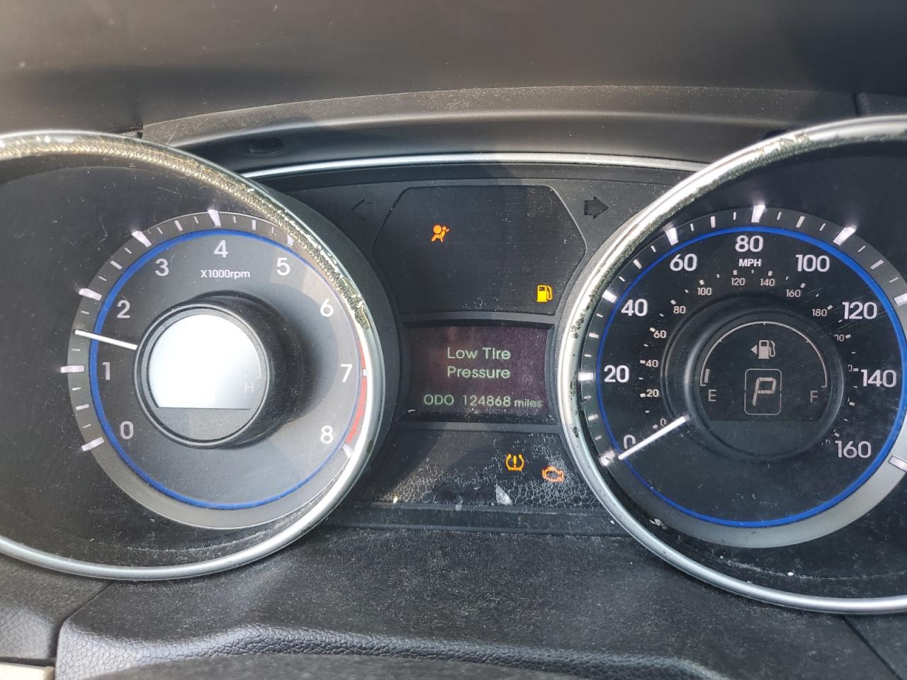 2013 Hyundai Sonata - Image 9