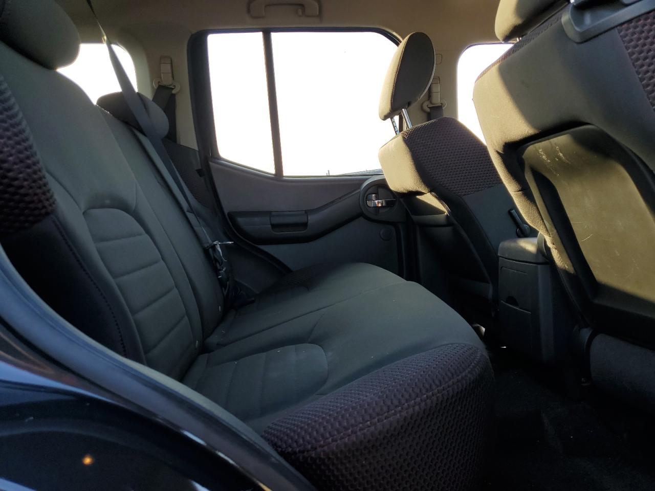2010 Nissan XTerra - Image 11