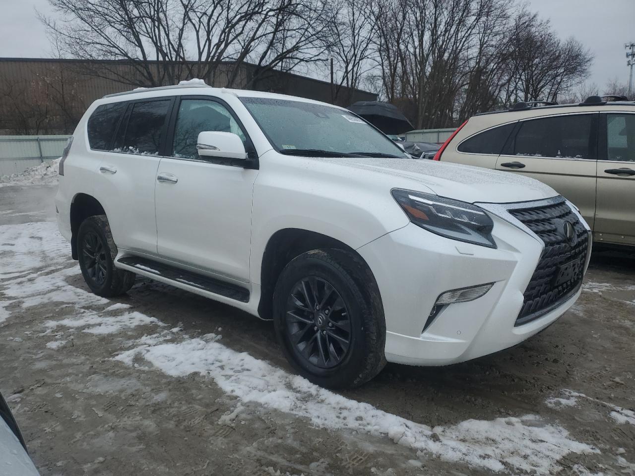 2023 Lexus GX - Image 4