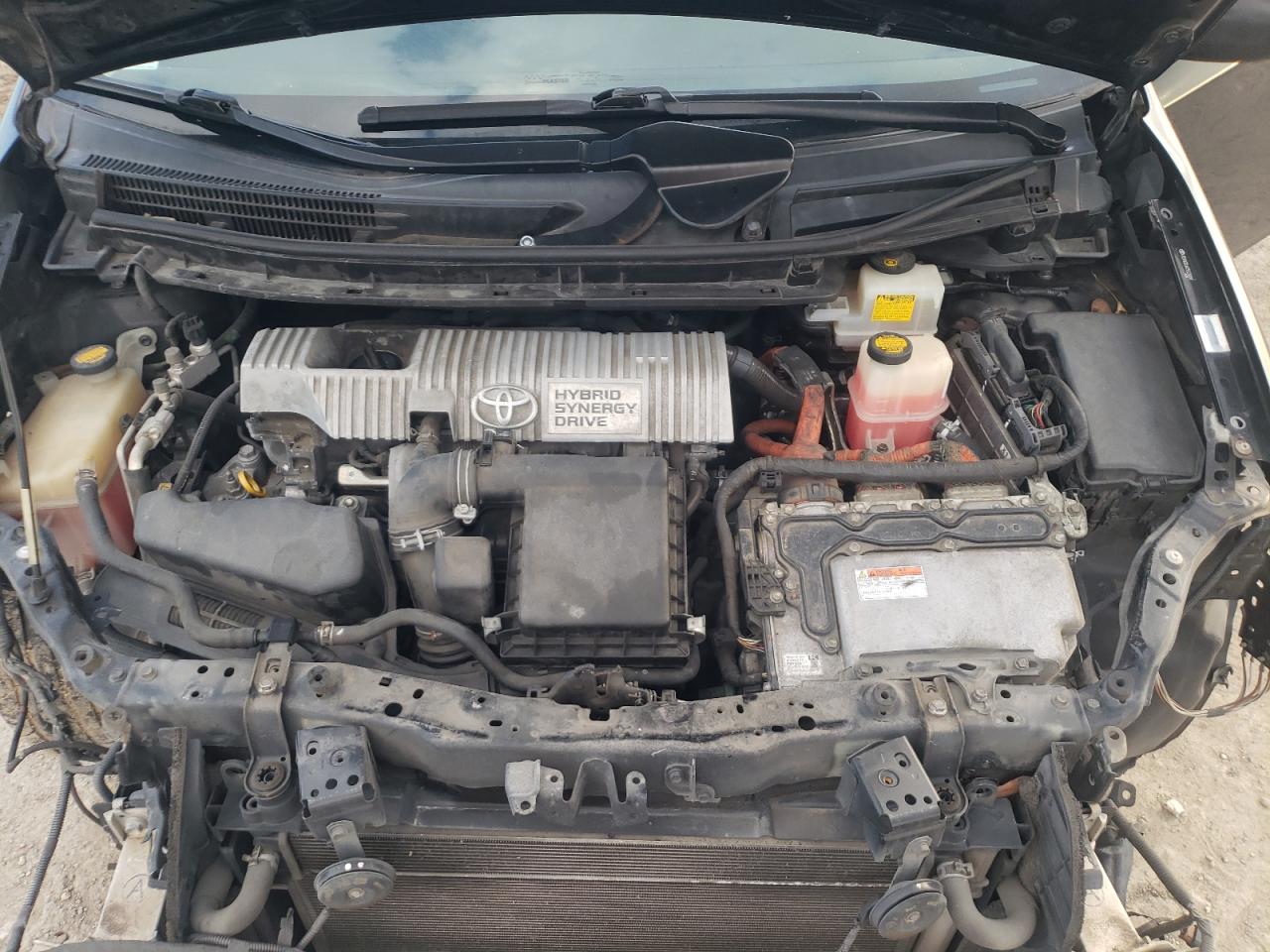 2012 Toyota Prius - Image 11