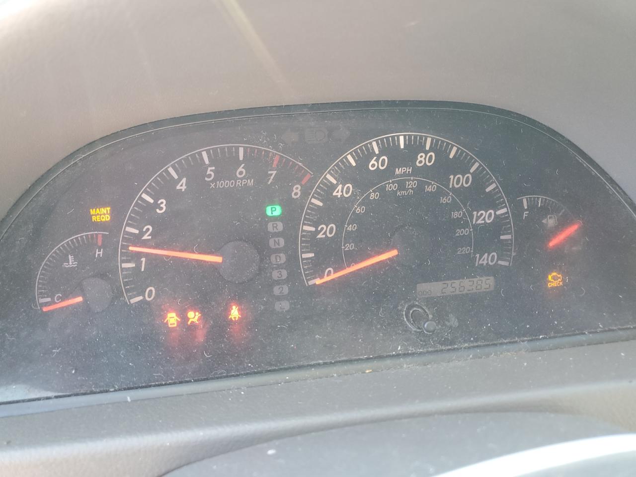 2005 Toyota Camry - Image 9