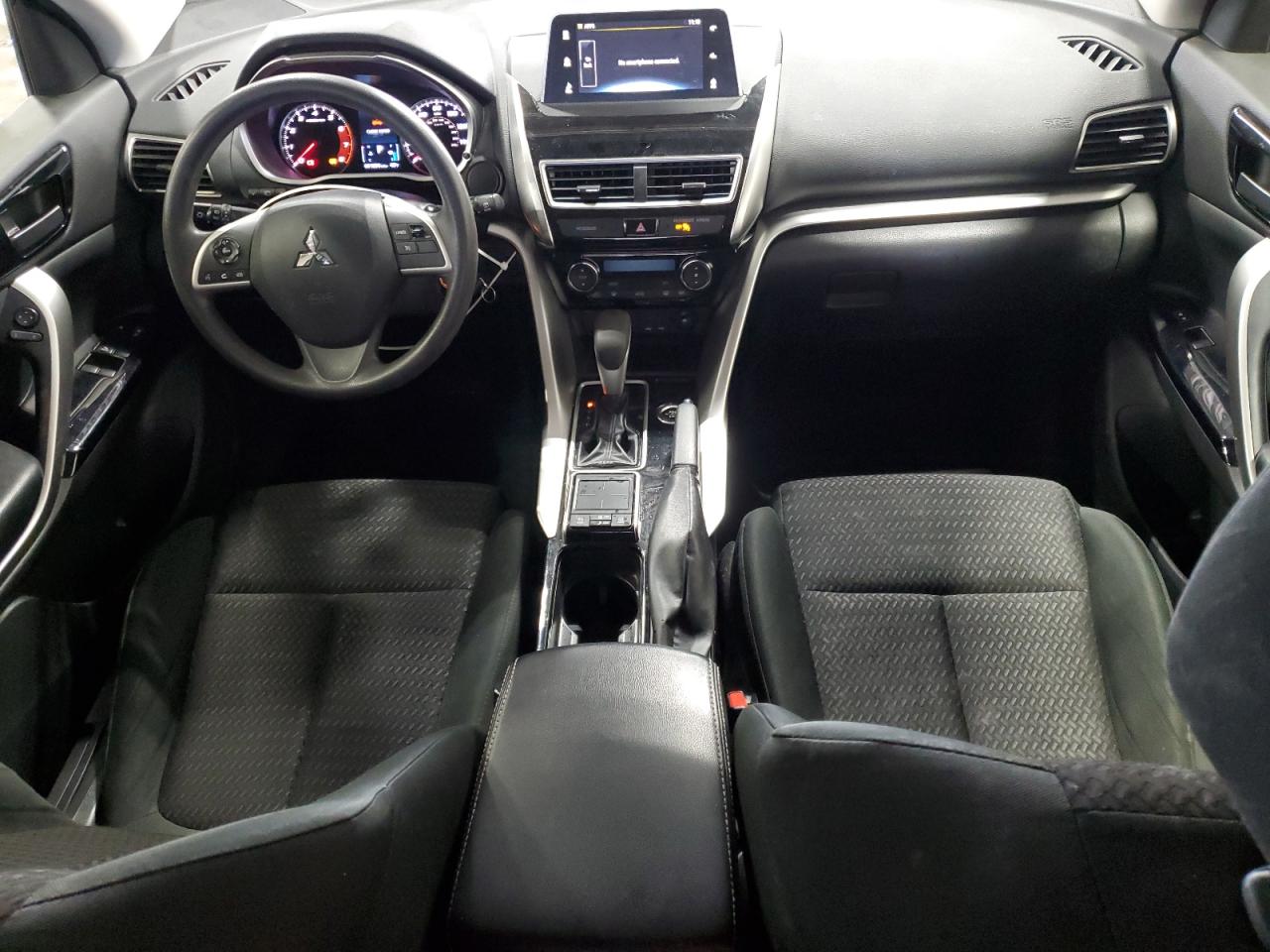 2019 Mitsubishi Eclipse - Image 8