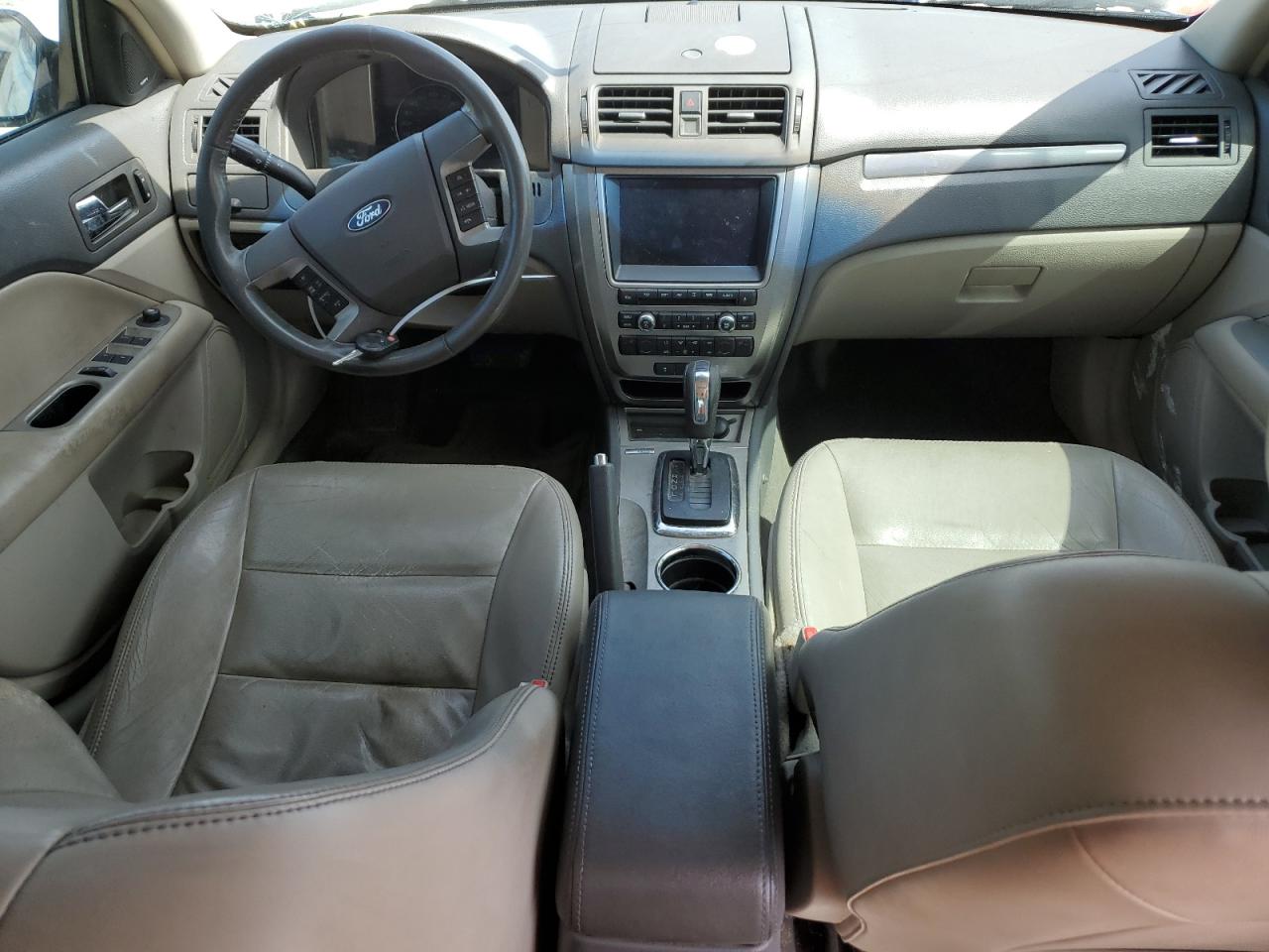 2010 Ford Fusion - Image 8