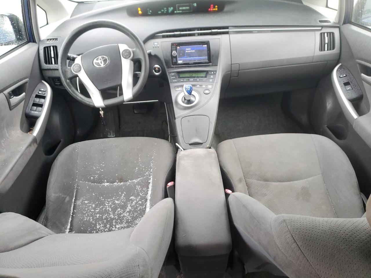 2010 Toyota Prius - Image 8
