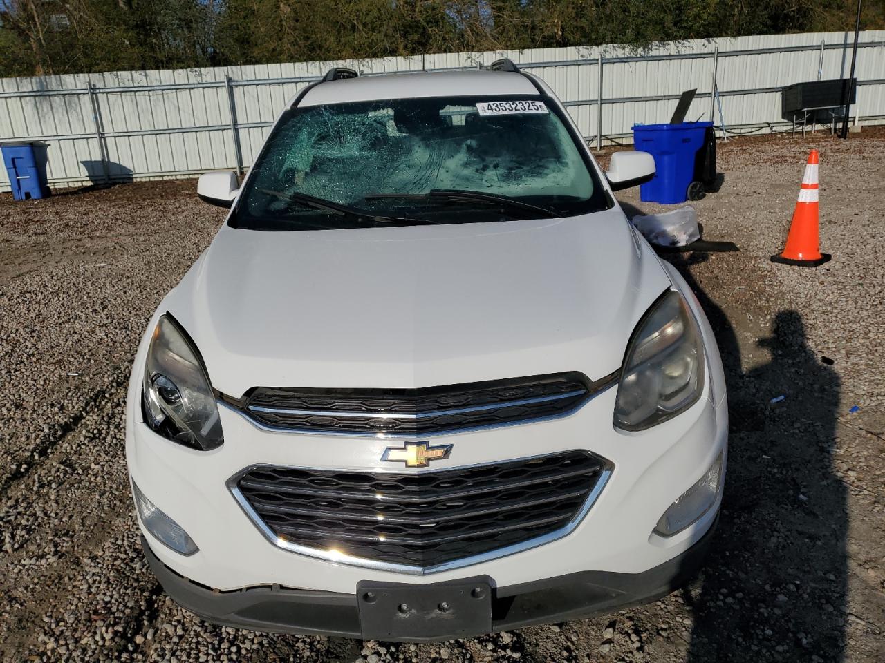 2017 Chevrolet Equinox - Image 5