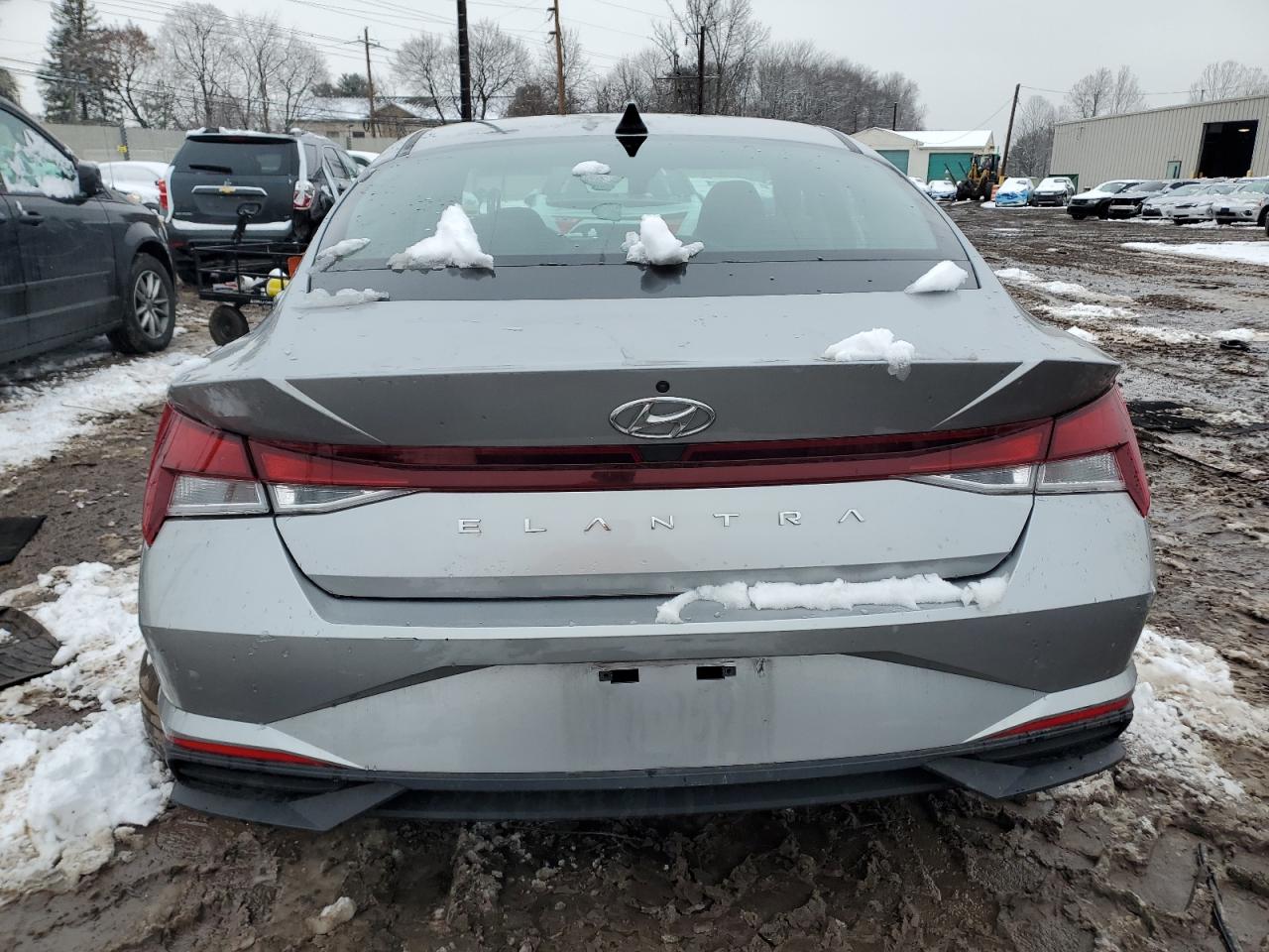 2021 Hyundai Elantra - Image 6