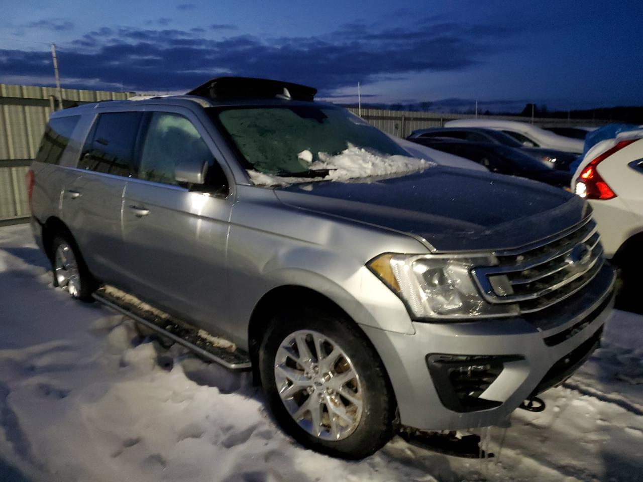 2020 Ford Expedition - Image 4