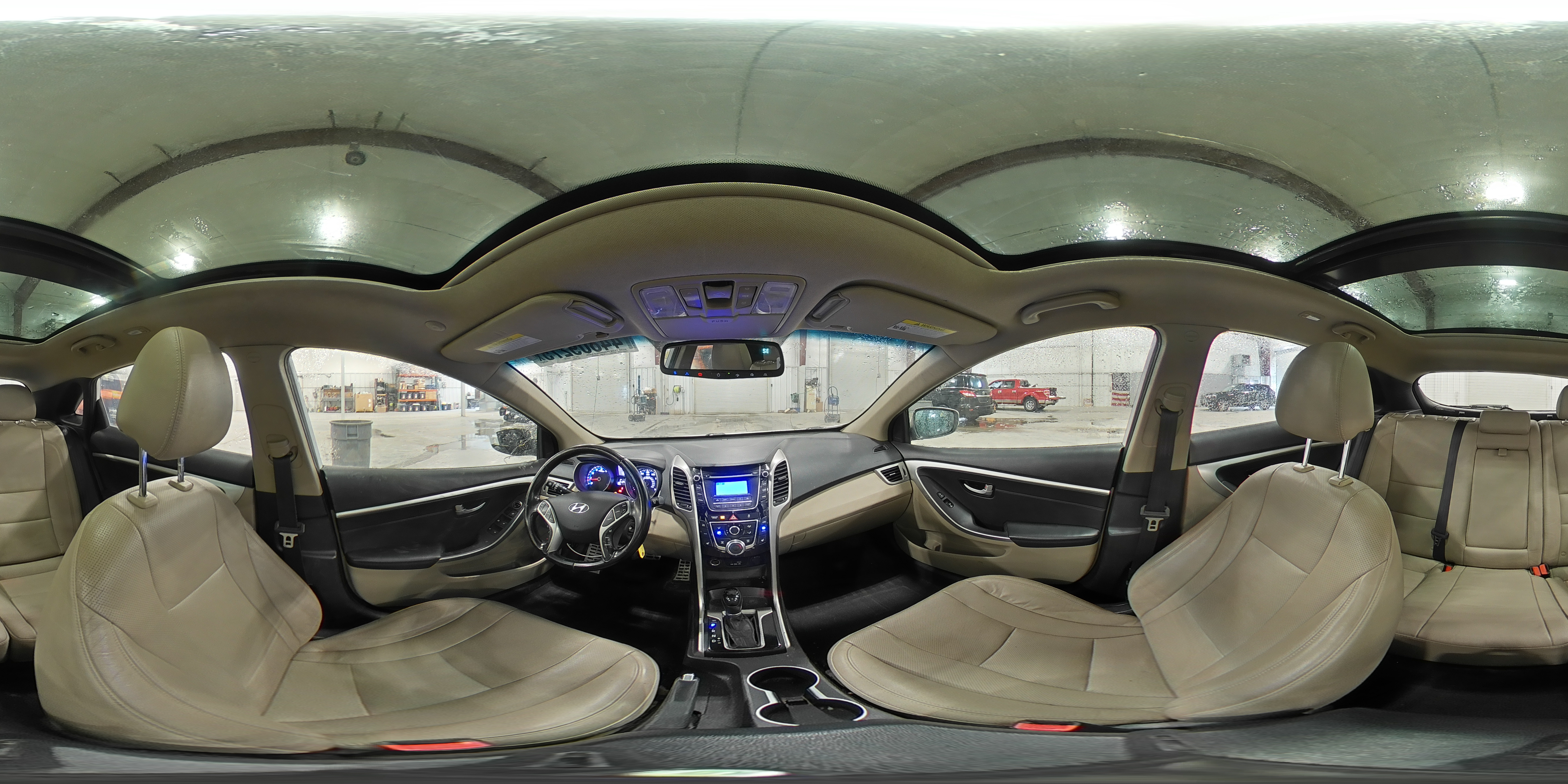 2013 Hyundai Elantra - Image 12
