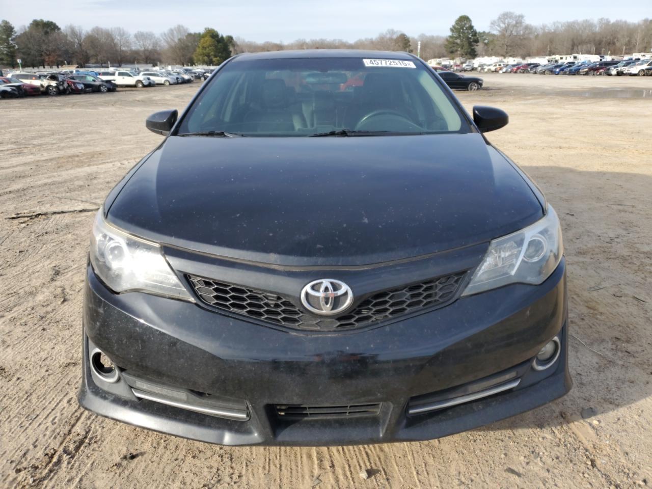 2012 Toyota Camry - Image 5