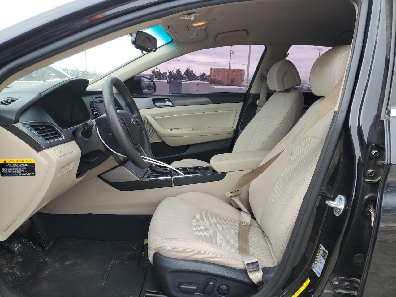2015 Hyundai Sonata - Image 7