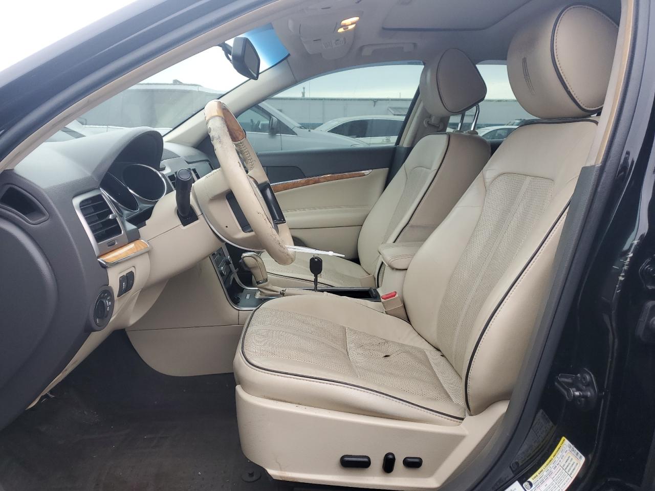 2012 Lincoln MKZ - Image 7