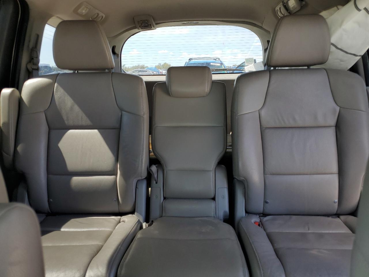 2013 Honda Odyssey - Image 10