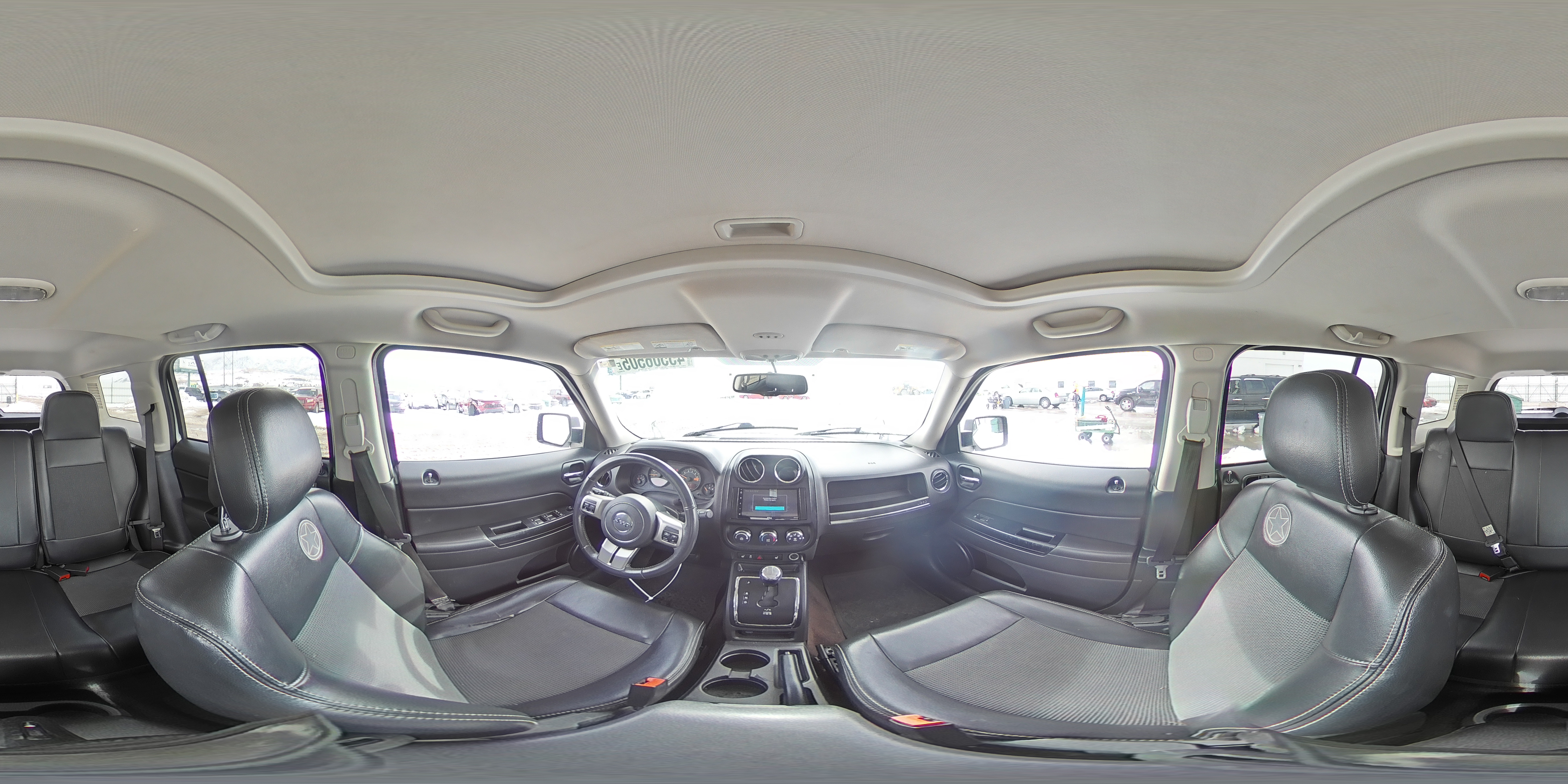 2014 Jeep Liberty (Patriot) - Image 13