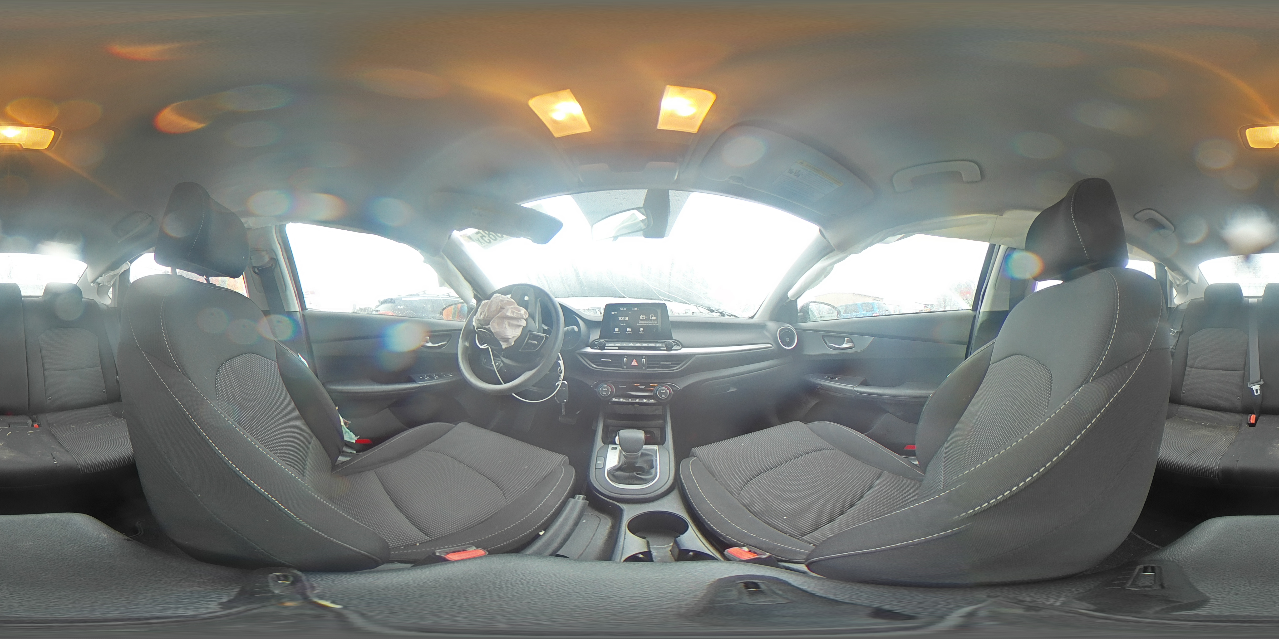 2019 Kia Forte - Image 12