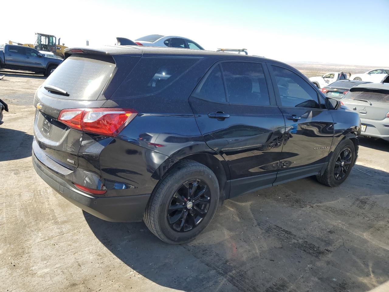 2020 Chevrolet Equinox - Image 3