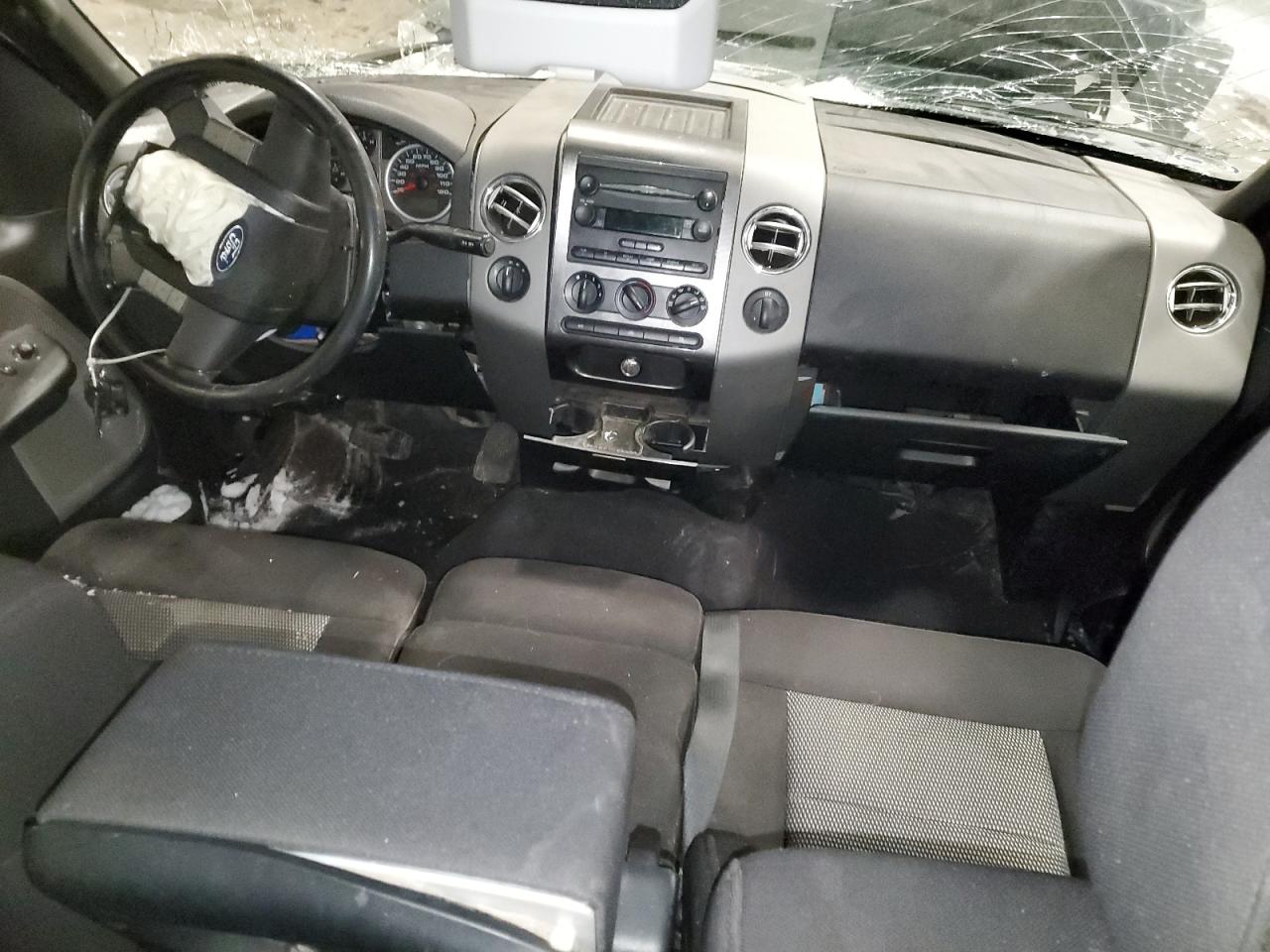 2004 Ford F-150 - Image 8