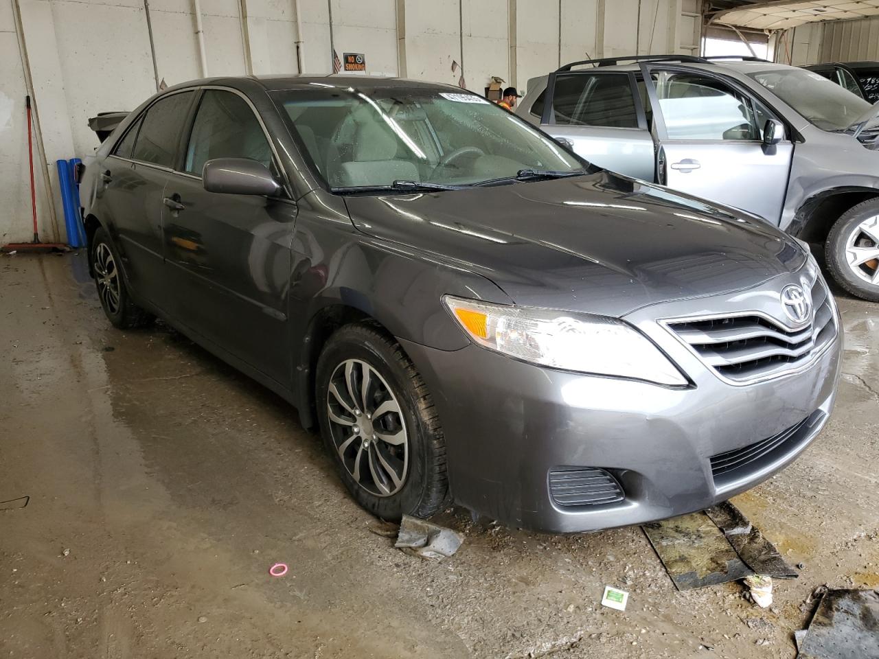 2010 Toyota Camry - Image 4