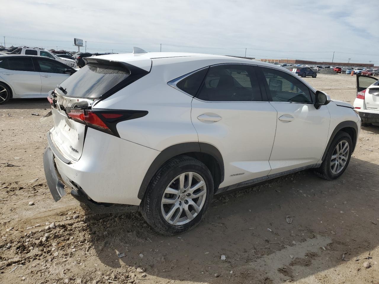 2015 Lexus NX - Image 3
