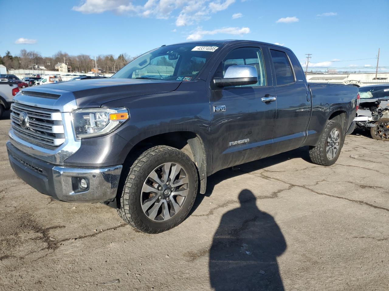 2018 Toyota Tundra - Image 1