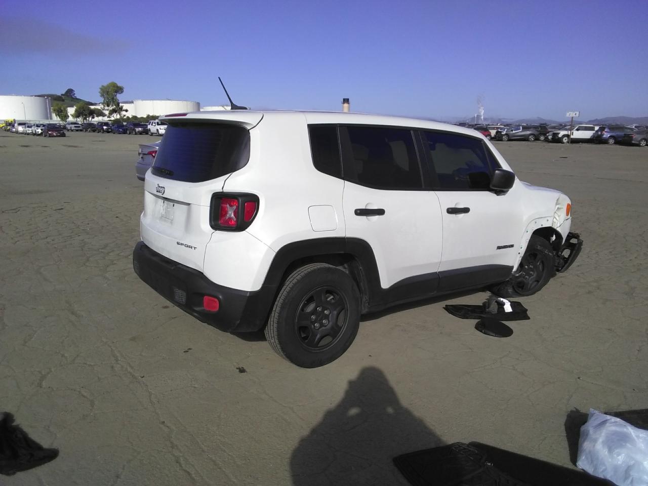 2017 Jeep Renegade - Image 3
