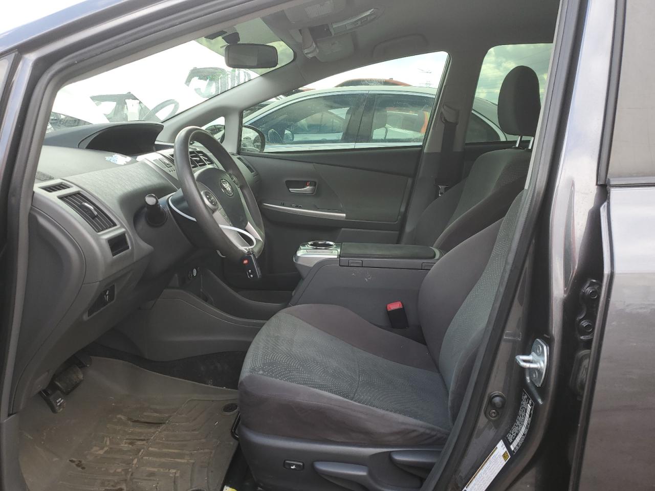 2012 Toyota Prius - Image 7