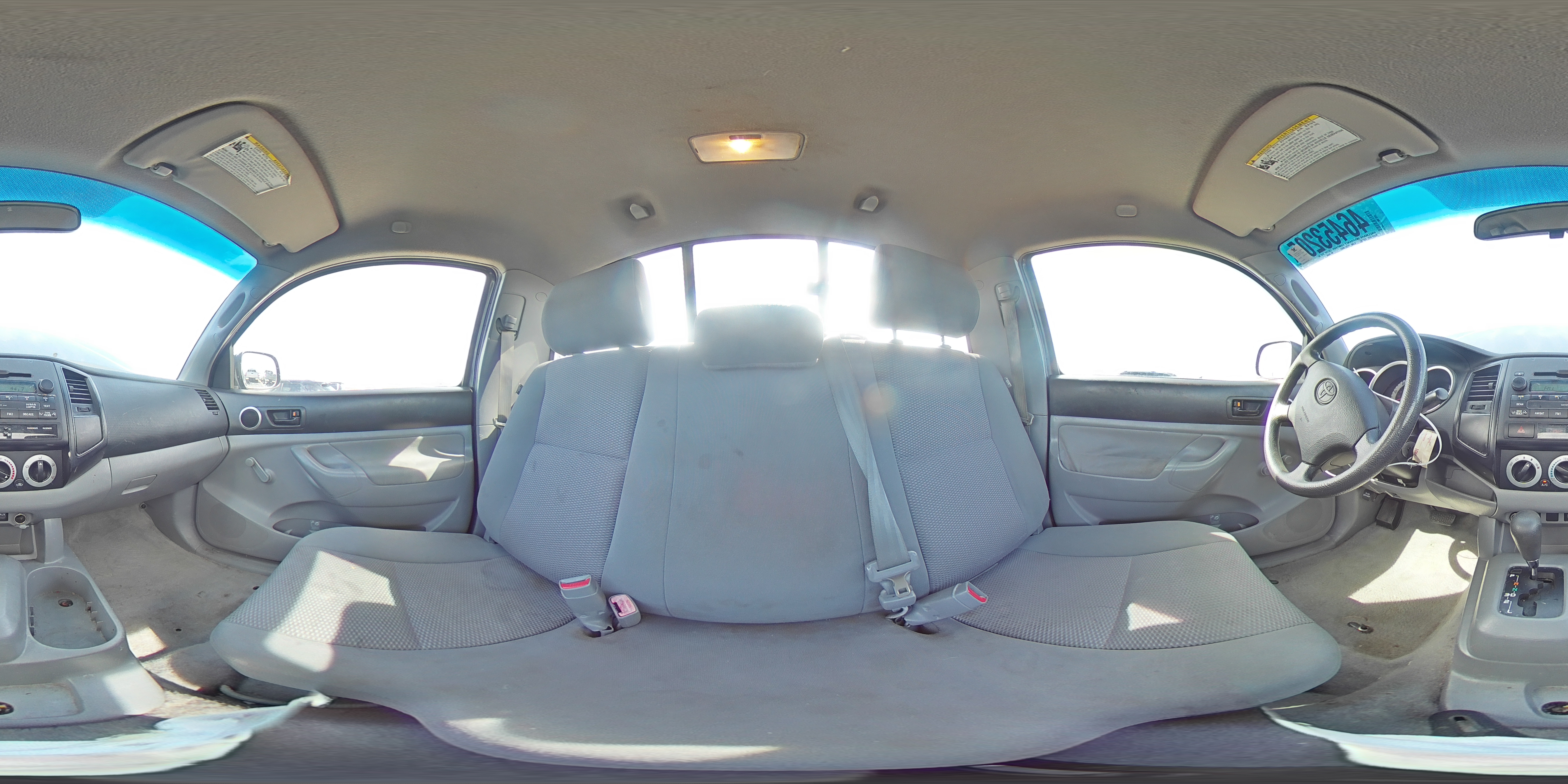 2011 Toyota Tacoma - Image 13