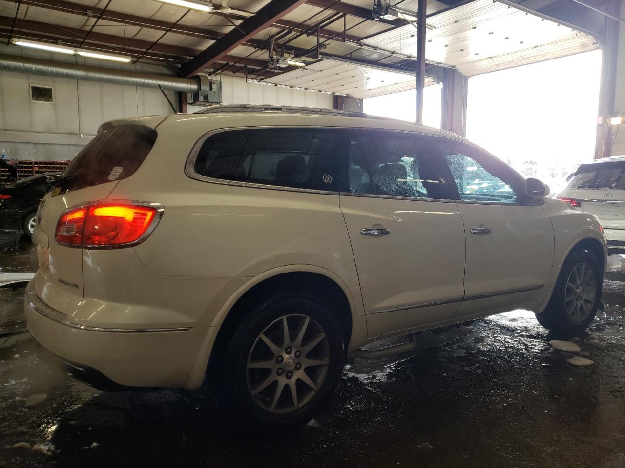 2015 Buick Enclave - Image 3